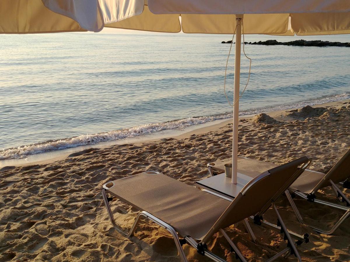 Voula Seaside Apartments Kallithea  エクステリア 写真
